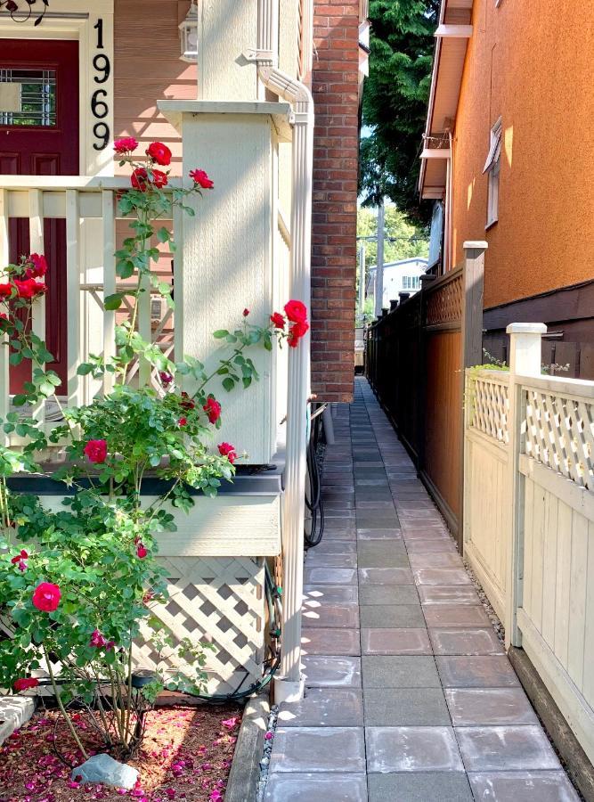 Private Guest Suite 10Mins To Downtown - King Bed - Bathtub - Free Parking Vancouver Kültér fotó
