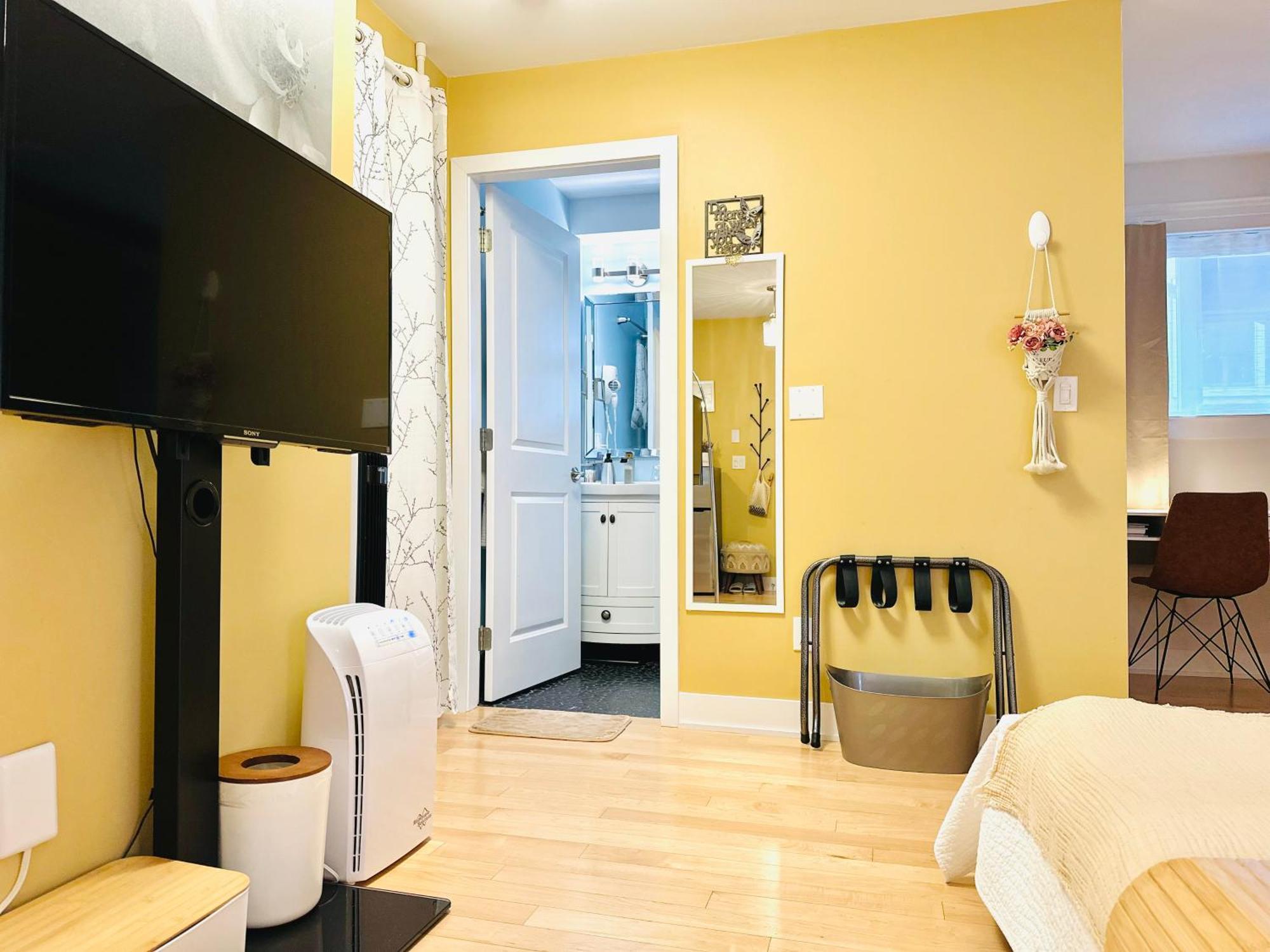 Private Guest Suite 10Mins To Downtown - King Bed - Bathtub - Free Parking Vancouver Kültér fotó