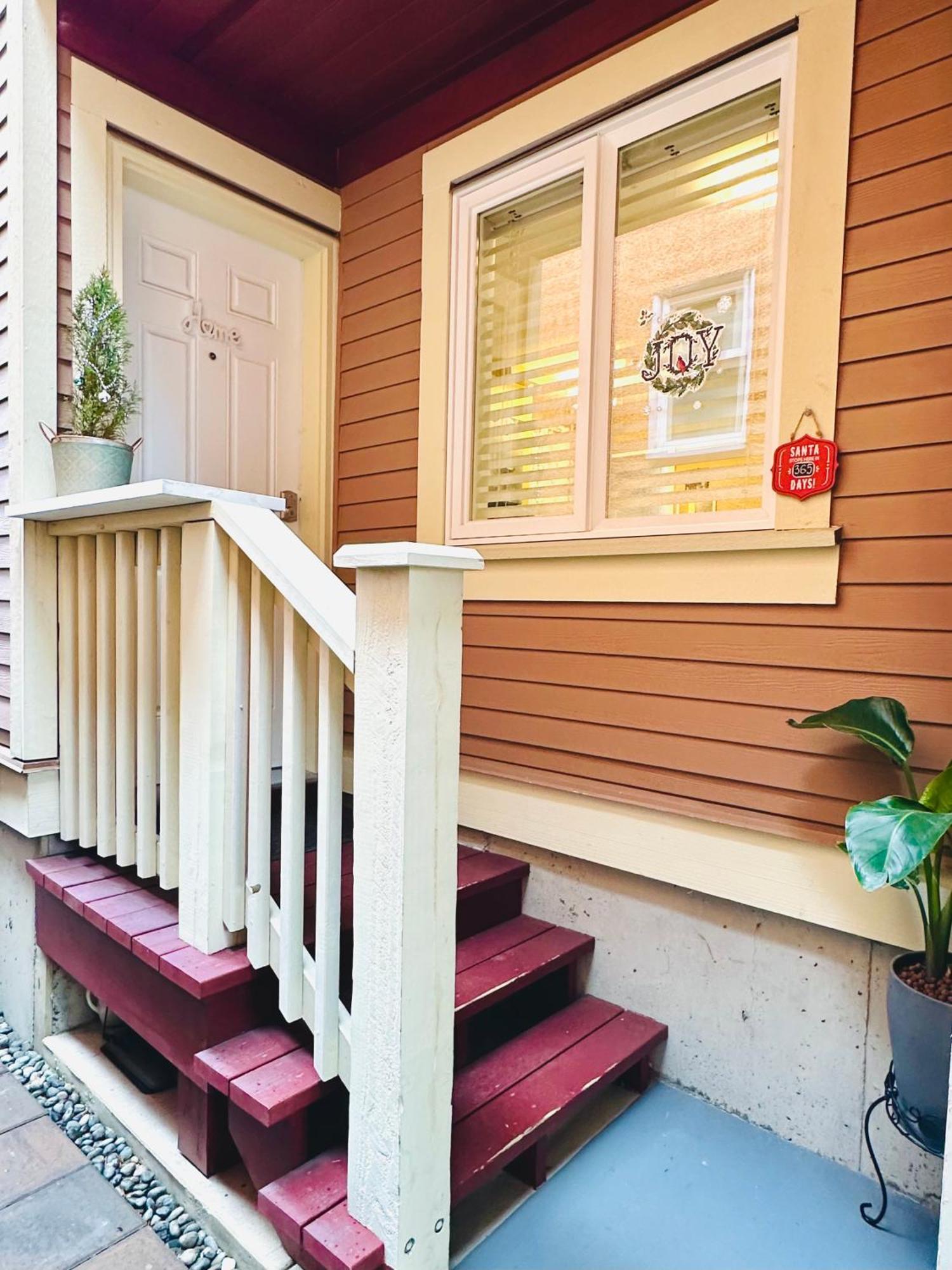 Private Guest Suite 10Mins To Downtown - King Bed - Bathtub - Free Parking Vancouver Kültér fotó